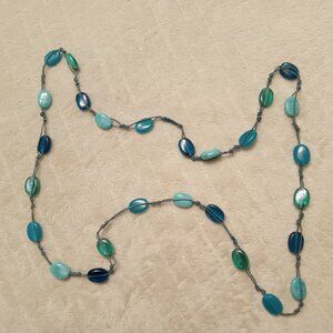 22 inch 3 Toned Turquoise 1 inch Acrylic Beaded Single Strand